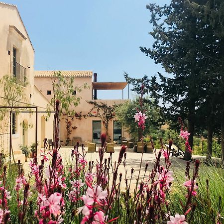 Battimandorlo Hotel Noto Buitenkant foto
